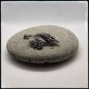 Vintage Marcasite Deco Leaf and Grape Brooch pin